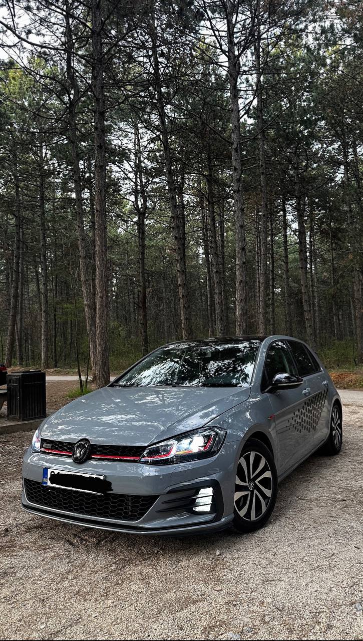 Shes golf 7 2013 , 2.0 TDI mrena elektronik ndashboard (abertajme) , display touch , ambient light fabrikisht