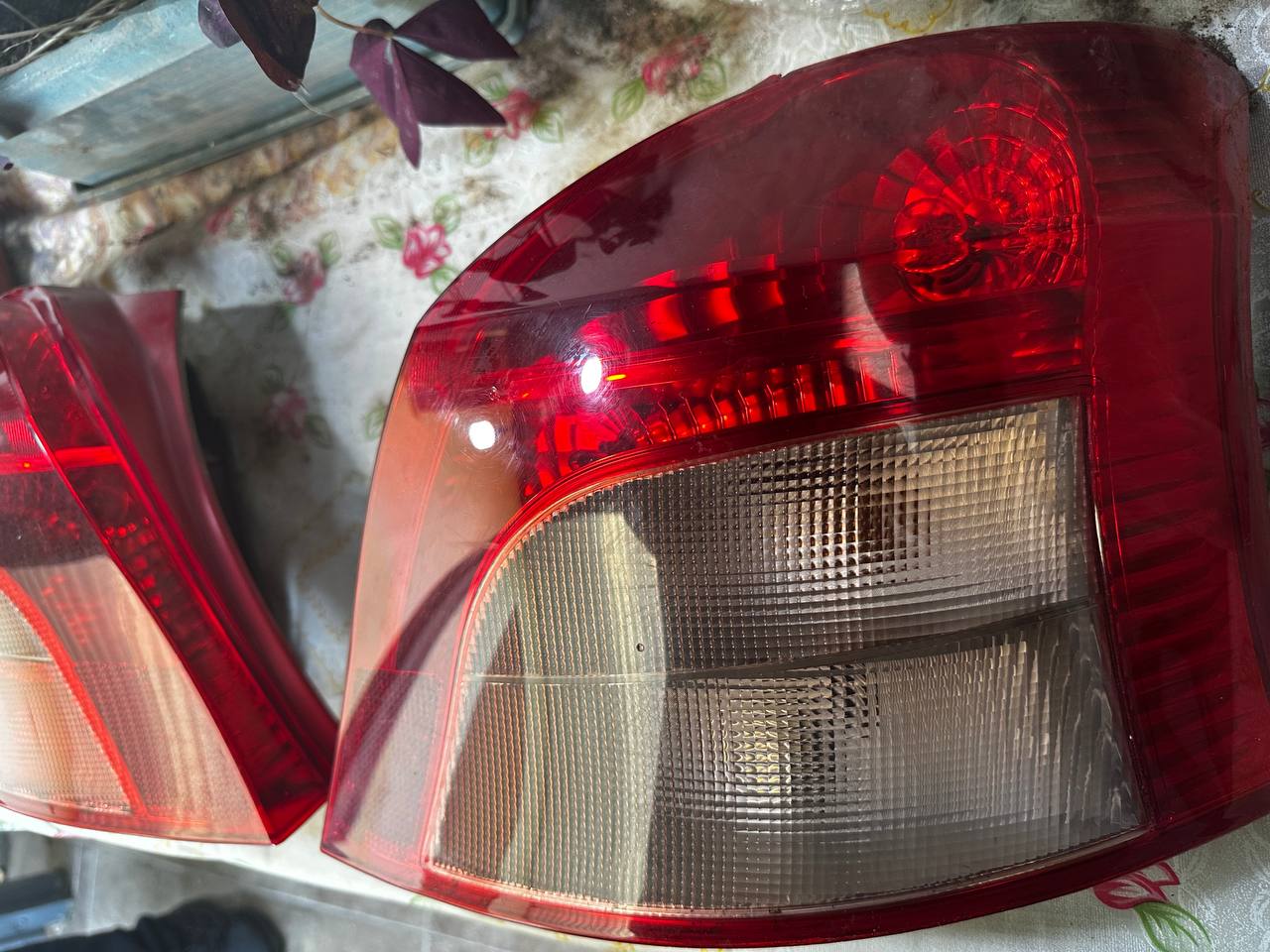 Toyota/Volkswagen style tail lights set